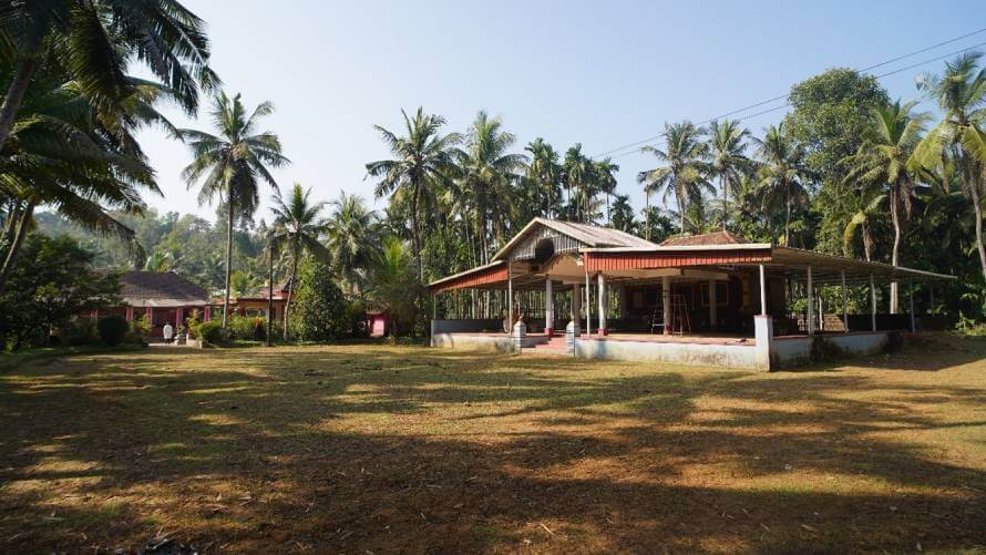 Devasa-Handelu-Garadi-1