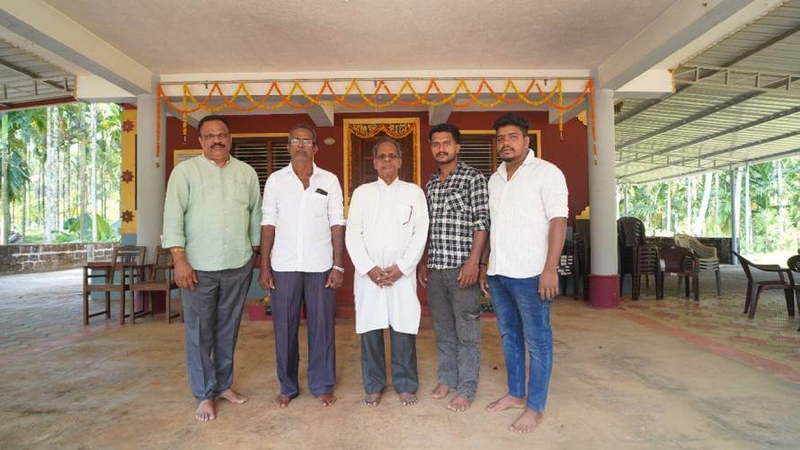 Devasa-Handelu-Garadi-11
